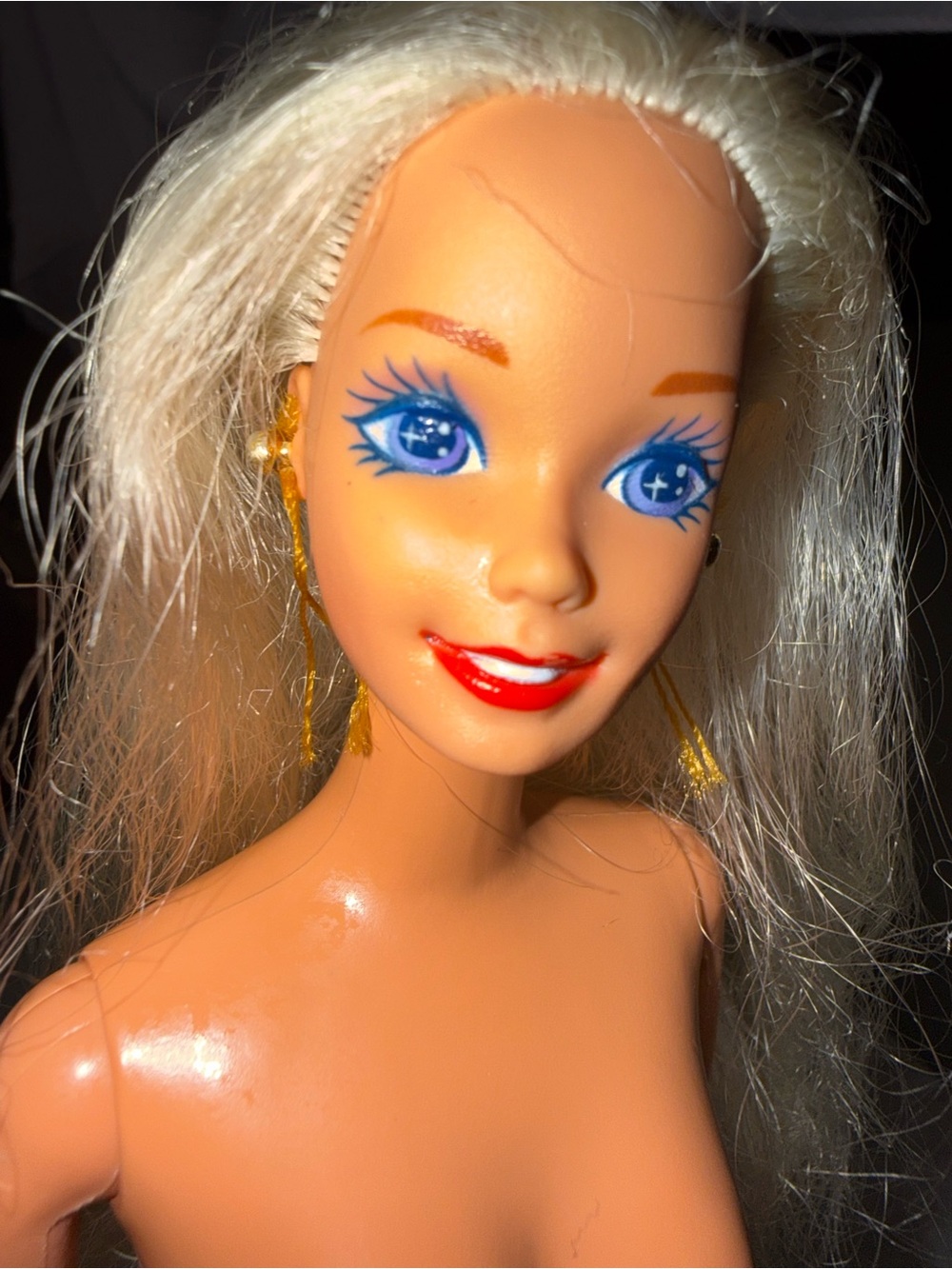 Barbie Mattel, Vintage Doll, Blonde Hair, Red Lipstick Gold Earrings